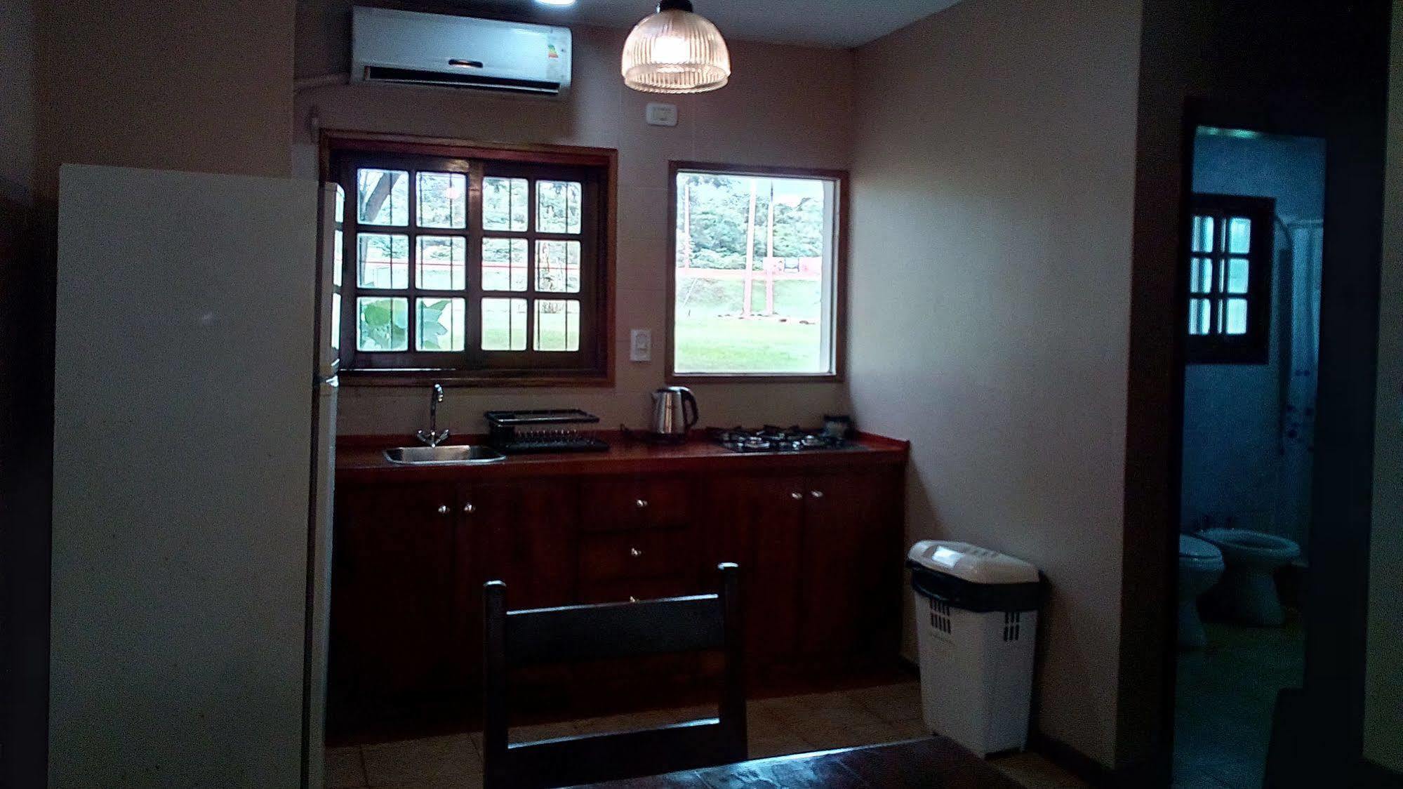 Iguazu Inn Hostel Puerto Iguazú Zewnętrze zdjęcie